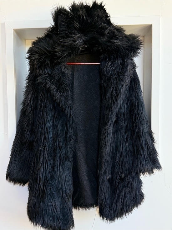 SpiritHoods Jackets & Blazers - SpiritHoods Black Faux Fur Hooded Jacket
